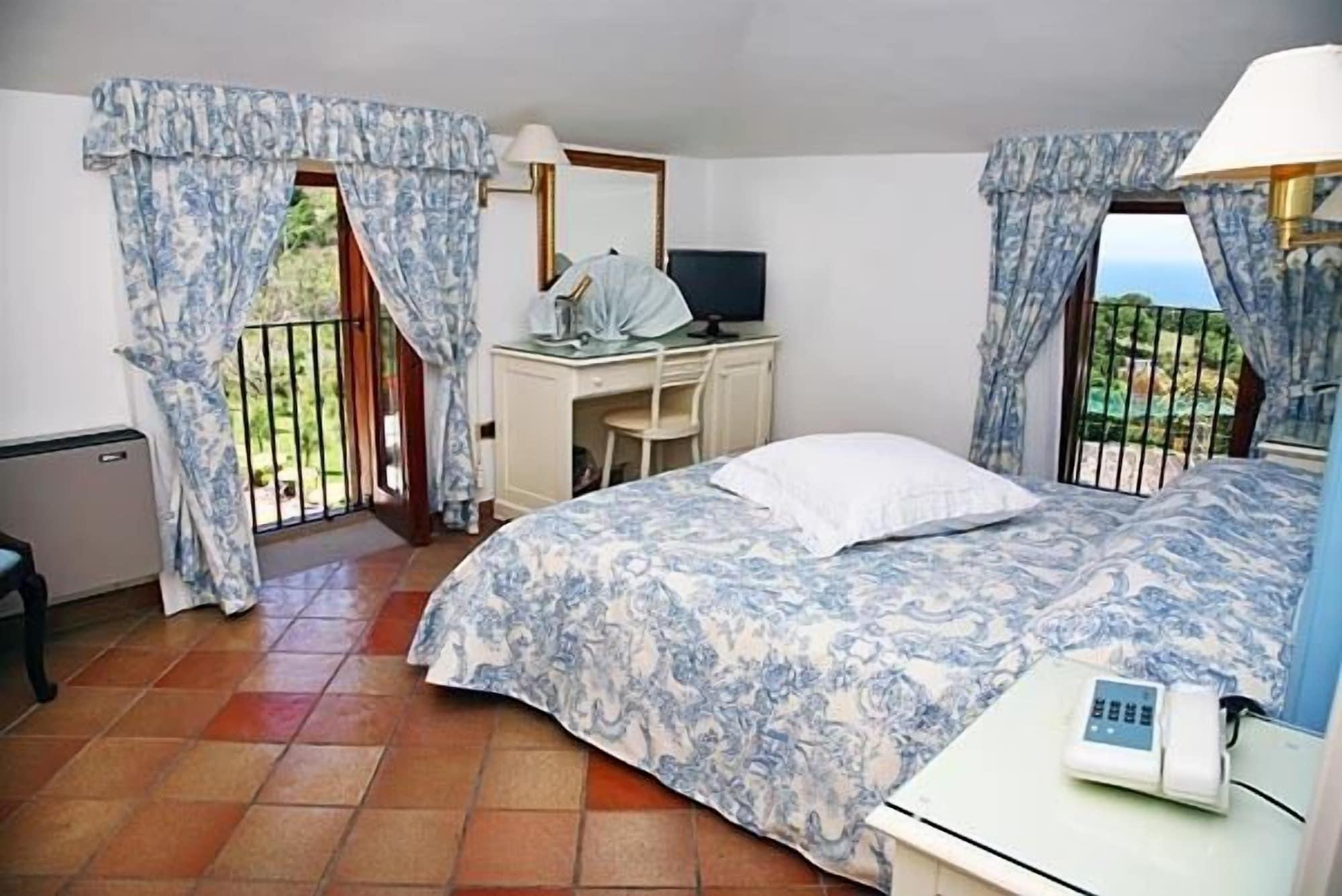 Hotel Hermitage Castellabate Exteriör bild